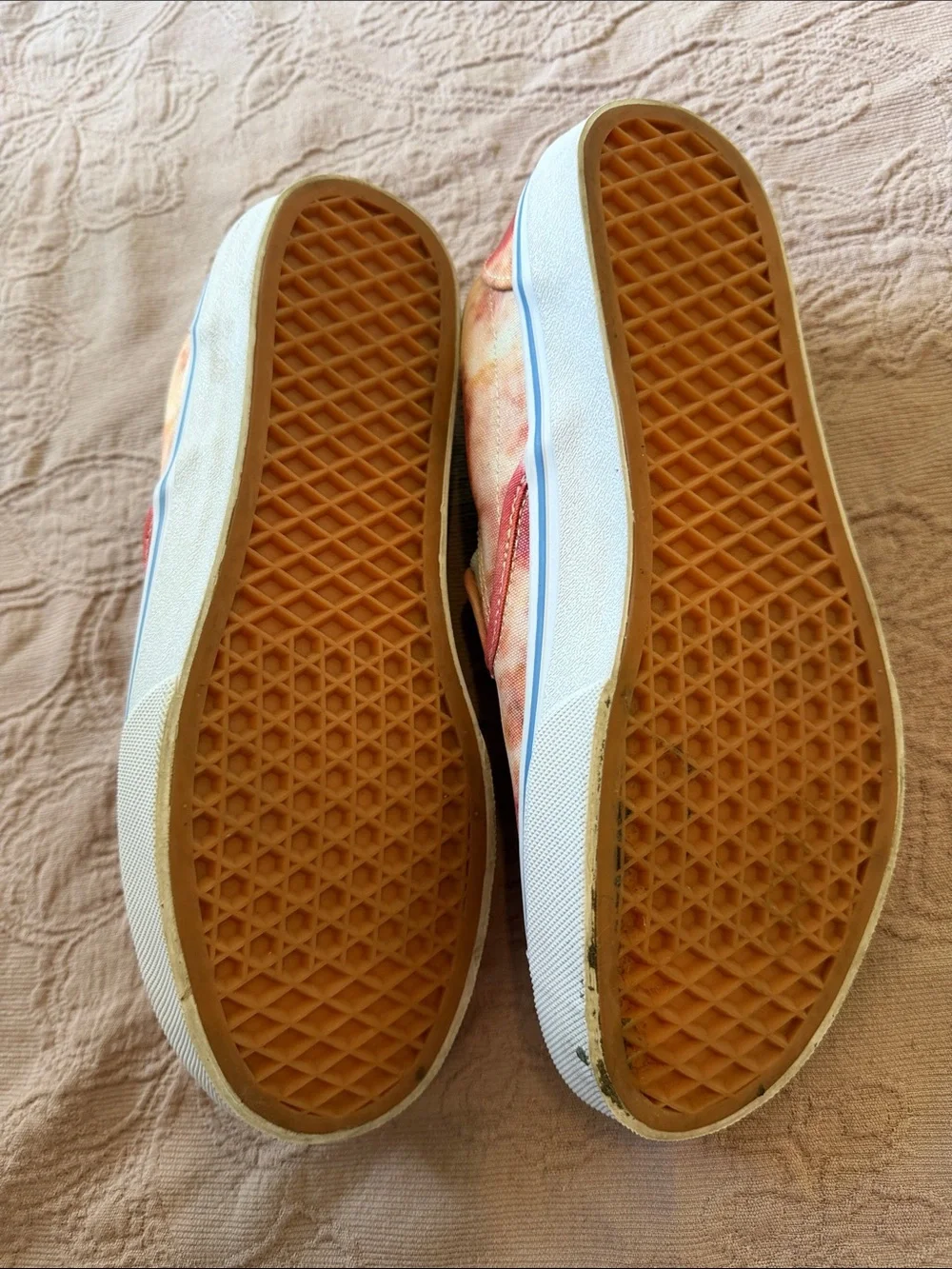 Heileman’s Old Style shoes and shirt